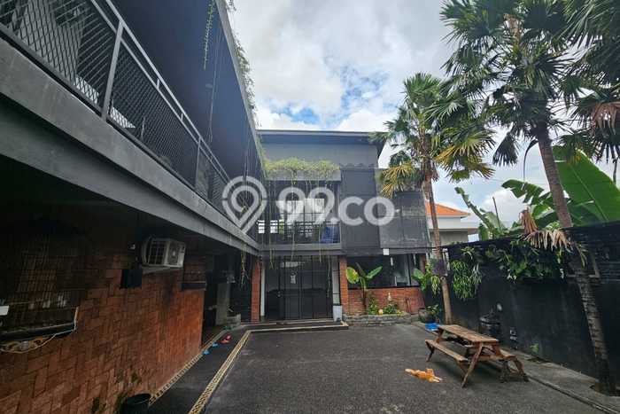 Vila Kawasan , Luas 520m2m², Lokasi Premium Vila Kawasan , Luas 520m2m², Lokasi Premium