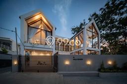 Vila Strategis di , Dimensi 200m2m², Area Nyaman untuk keluarga Vila Strategis di , Dimensi 200m2m², Area Nyaman untuk keluarga