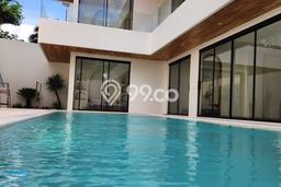 Vila di , Ukuran 425m2m², Dekat dengan fasilitas publik Vila di , Ukuran 425m2m², Dekat dengan fasilitas publik