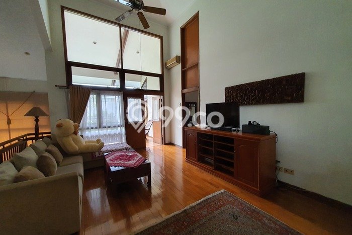 Jual Rumah Mewah Elegan Dengan View Cantik di BSD Bukit Golf, Tangerang Jual Rumah Mewah Elegan Dengan View Cantik di BSD Bukit Golf, Tangerang
