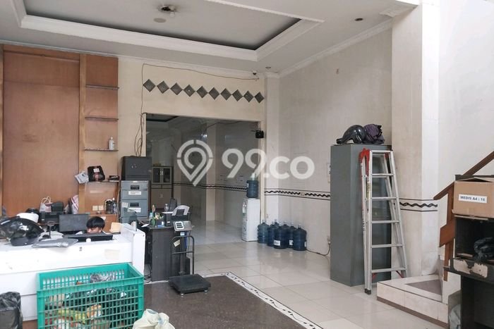 Disewakan Ruko di Antapani Bandung LT 240m2, LB 200m2 Disewakan Ruko di Antapani Bandung LT 240m2, LB 200m2