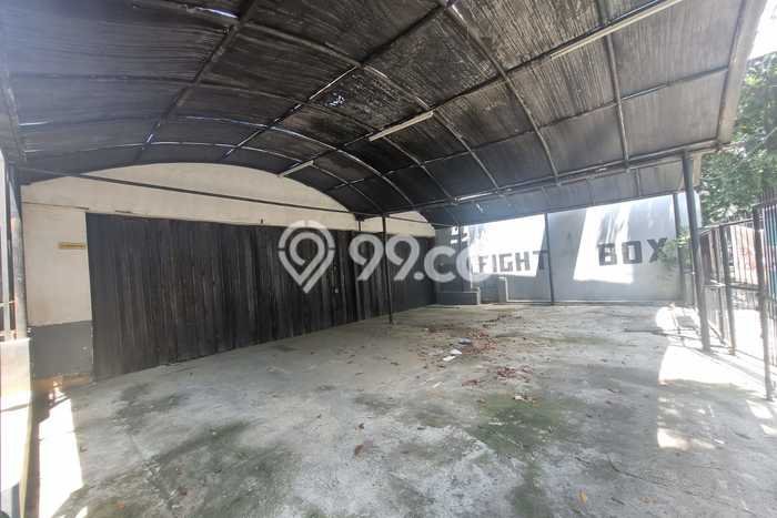 LOKASI BISNIS! Komersial For Rent Kawasan Burangrang, Luas 250m², Jalan Strategis, Siap Usaha LOKASI BISNIS! Komersial For Rent Kawasan Burangrang, Luas 250m², Jalan Strategis, Siap Usaha
