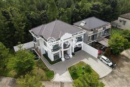 Rumah Elit Modern Siap Huni di Sentul City Bogor Rumah Elit Modern Siap Huni di Sentul City Bogor
