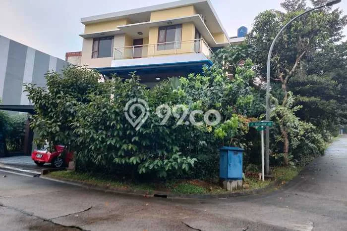 Ready to Use! Luxury House LT 219m2 Desain Elegan di Sentul City Ready to Use! Luxury House LT 219m2 Desain Elegan di Sentul City