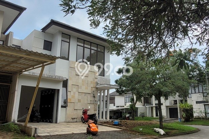 Rumah Luas Asri 3 KT Siap Huni di Sentul City Bogor Rumah Luas Asri 3 KT Siap Huni di Sentul City Bogor