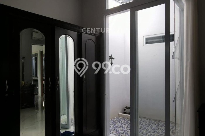Siap Huni Rumah Mewah 4 Kamar di Pondok Aren Dekat ke Mana Pun Siap Huni Rumah Mewah 4 Kamar di Pondok Aren Dekat ke Mana Pun