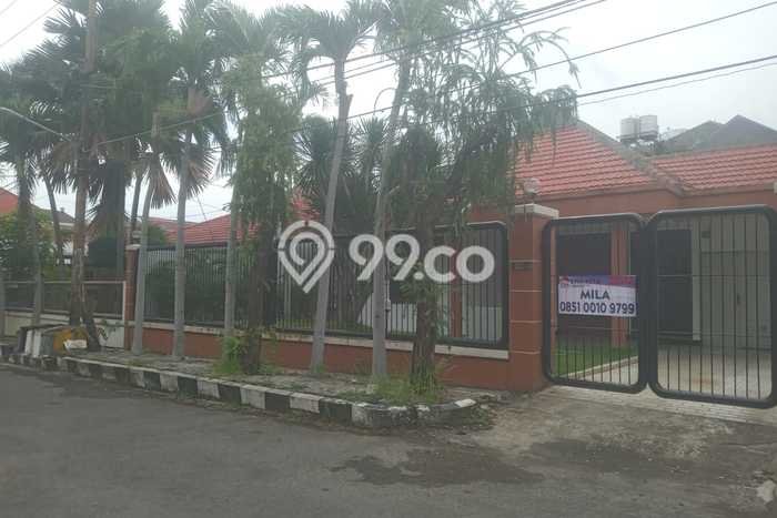 HUNIAN IMPIAN! Rumah area Sukomanunggal, 2 KM, Bebas Banjir, Luas 420m2m² Bangunan 220m2m² HUNIAN IMPIAN! Rumah area Sukomanunggal, 2 KM, Bebas Banjir, Luas 420m2m² Bangunan 220m2m²
