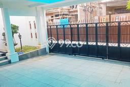 Disewakan! Rumah 4 Kamar Tidur &
5 Kamar Mandi di Setiabudi, Jakarta Selatan Disewakan! Rumah 4 Kamar Tidur &
5 Kamar Mandi di Setiabudi, Jakarta Selatan