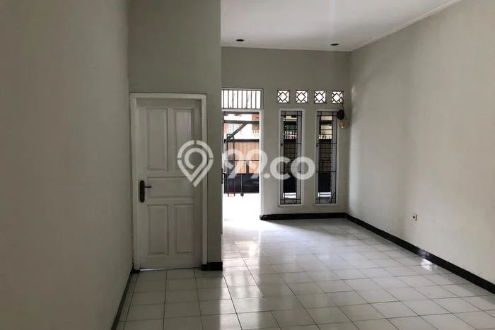 Disewakan Hunian Konsep Modern di Tebet Jakarta Selatan dengan 5 Kamar Disewakan Hunian Konsep Modern di Tebet Jakarta Selatan dengan 5 Kamar