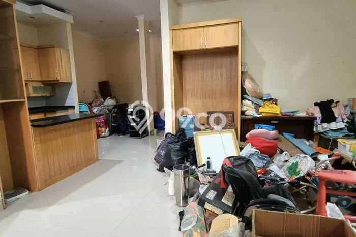 Lokasi strategis! Rumah siap pakai dikontrakkan di Tebet LB 125m2 Lokasi strategis! Rumah siap pakai dikontrakkan di Tebet LB 125m2