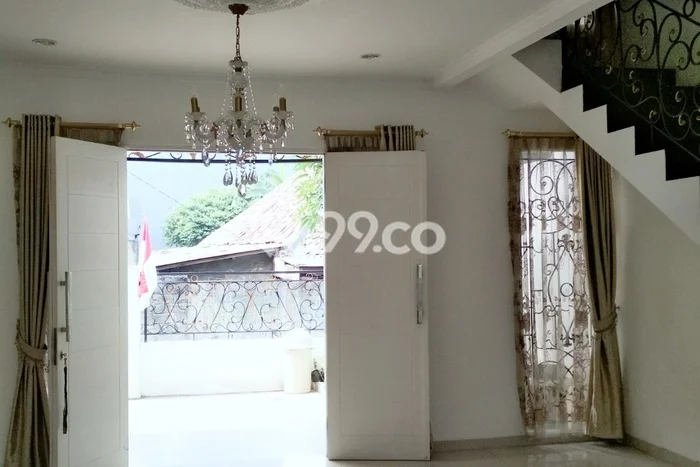 Disewakan segera hunian minimalis strategis 4 Kamar di Tebet, Jakarta Selatan Disewakan segera hunian minimalis strategis 4 Kamar di Tebet, Jakarta Selatan