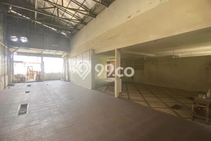 Unit Komersial Disewa Lokasi Setra Sari, Bandung Spesifikasi Luas Bangunan 190m2 Unit Komersial Disewa Lokasi Setra Sari, Bandung Spesifikasi Luas Bangunan 190m2