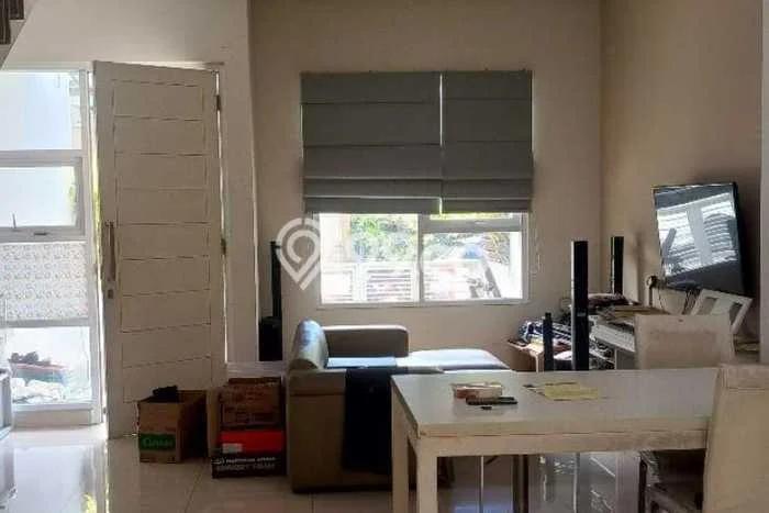 Dijual Rumah Eksklusif 3 KT di Taman Holis Indah, Bandung Dijual Rumah Eksklusif 3 KT di Taman Holis Indah, Bandung