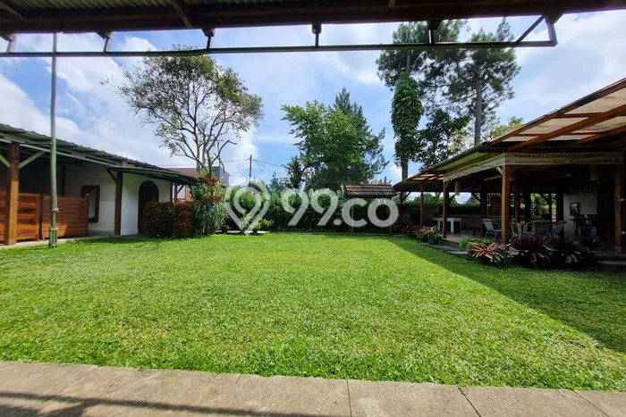 FOR SALE! Vila Kawasan , Area 5070m2m², Lokasi Premium FOR SALE! Vila Kawasan , Area 5070m2m², Lokasi Premium