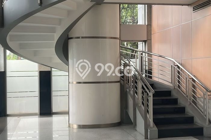 Disewakan Komersial Strategis di Batununggal, Luas 1100m2m², Area Ramai Disewakan Komersial Strategis di Batununggal, Luas 1100m2m², Area Ramai