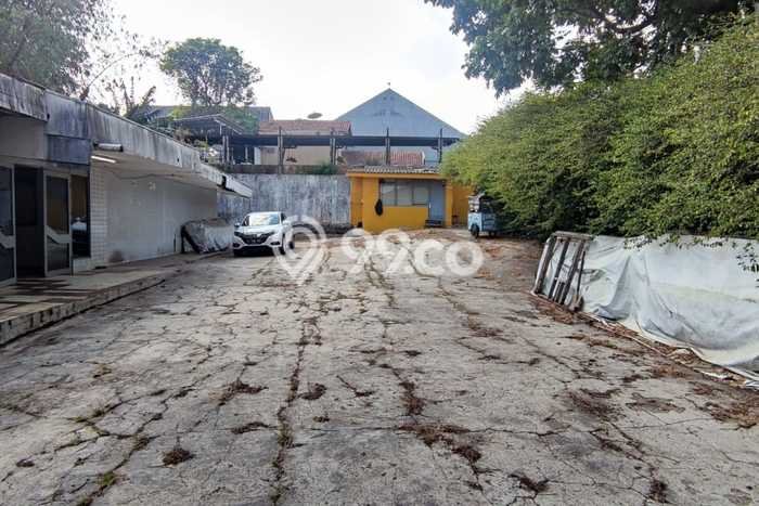 LOKASI STRATEGIS! Gudang di Cimahi, Luas 1000m², Kawasan Ramai, Siap Operasional LOKASI STRATEGIS! Gudang di Cimahi, Luas 1000m², Kawasan Ramai, Siap Operasional