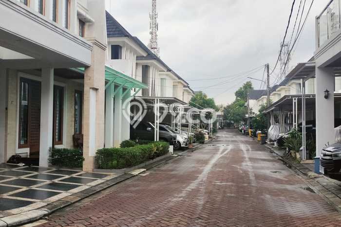 Hot Offer Hunian Premium Ideal dan Luas di Ciracas, Jakarta Timur Hot Offer Hunian Premium Ideal dan Luas di Ciracas, Jakarta Timur