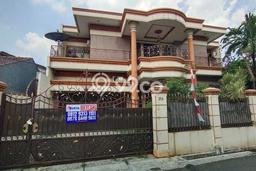 Dijual Rumah Premium dengan Fasilitas Sekitar Lengkap di Kebon Jeruk, Jakarta Barat Dijual Rumah Premium dengan Fasilitas Sekitar Lengkap di Kebon Jeruk, Jakarta Barat
