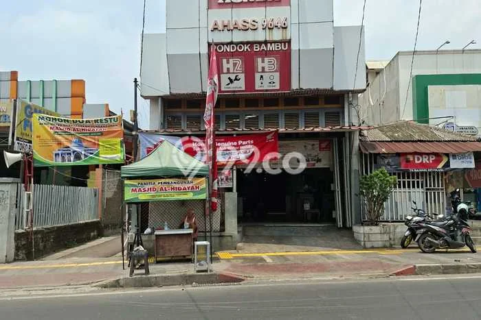 Unit Ruko Dijual di Jakarta Timur LT 175m2 & LB 225m2 Unit Ruko Dijual di Jakarta Timur LT 175m2 & LB 225m2