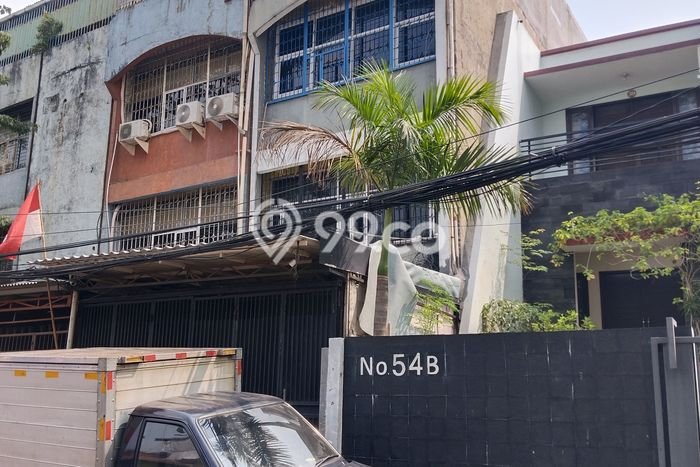 Dijual! Ruko di Petojo Jakarta Pusat LT 105m2 / LB 250m2 Kawasan Strategis Dijual! Ruko di Petojo Jakarta Pusat LT 105m2 / LB 250m2 Kawasan Strategis