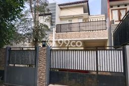 For Sale Rumah 4 Kamar Lokasi Strategis Bagus dan Strategis di Duren Sawit For Sale Rumah 4 Kamar Lokasi Strategis Bagus dan Strategis di Duren Sawit