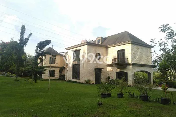 Rumah Mewah Dijual LT 3905m2 di Cidadap, Bandung Rumah Mewah Dijual LT 3905m2 di Cidadap, Bandung