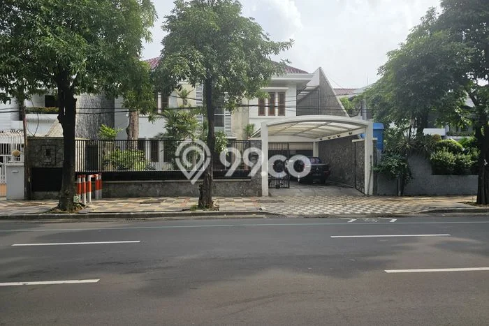 Siap Huni Hunian Elit 6 Kamar di Mulyorejo Dekat ke Mana Pun Siap Huni Hunian Elit 6 Kamar di Mulyorejo Dekat ke Mana Pun