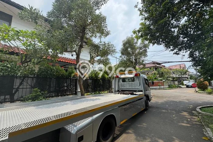 Rumah Luxury Modern Tanpa Renovasi di Pejaten Jakarta Selatan Rumah Luxury Modern Tanpa Renovasi di Pejaten Jakarta Selatan