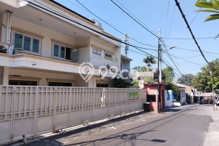 Dijual Rumah Premium dengan Fasilitas Sekitar Lengkap di Tebet, Jakarta Selatan Dijual Rumah Premium dengan Fasilitas Sekitar Lengkap di Tebet, Jakarta Selatan