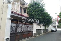 Siap Huni Hunian Elit 5 Kamar di Jatinegara Dekat ke Mana Pun Siap Huni Hunian Elit 5 Kamar di Jatinegara Dekat ke Mana Pun