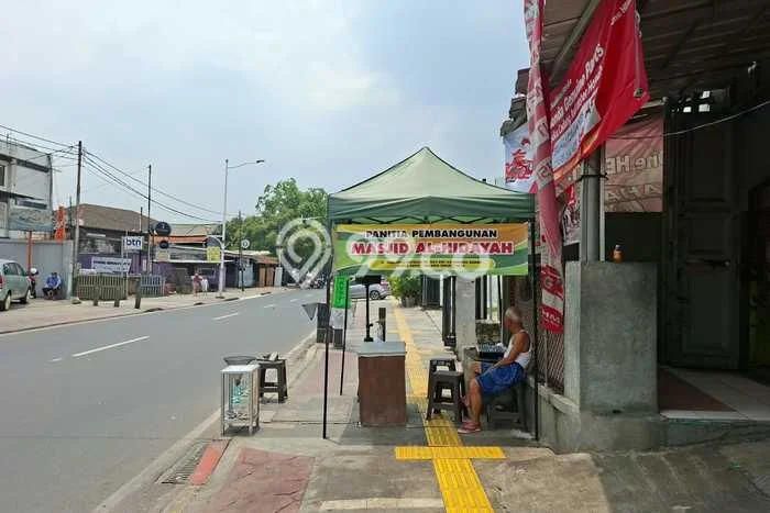 Unit Ruko Dijual di Jakarta Timur LT 175m2 & LB 225m2 Unit Ruko Dijual di Jakarta Timur LT 175m2 & LB 225m2