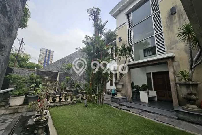 Siap Huni Hunian Elit 6 Kamar di Mulyorejo Dekat ke Mana Pun Siap Huni Hunian Elit 6 Kamar di Mulyorejo Dekat ke Mana Pun