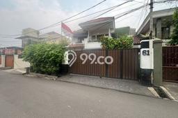 Rumah Luxury Modern Tanpa Renovasi di Lenteng Agung Jakarta Selatan Rumah Luxury Modern Tanpa Renovasi di Lenteng Agung Jakarta Selatan