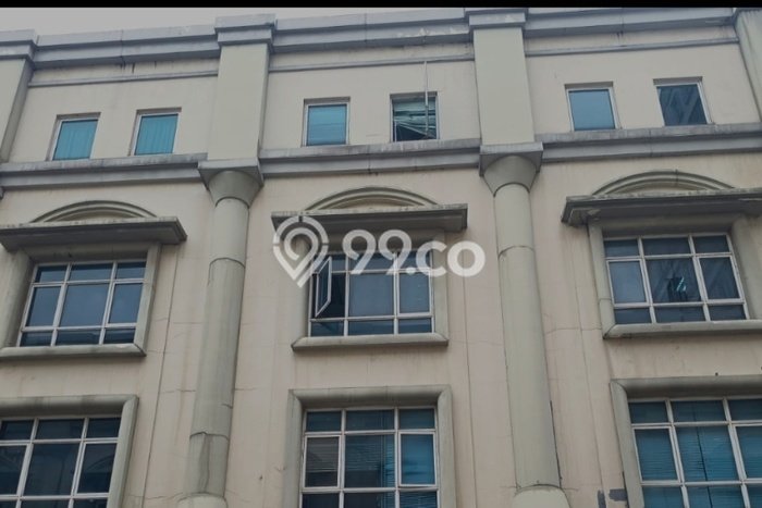 Ruko Dijual di Jakarta Barat LT 68m2 & LB 68m2 Lokasi Terbaik! Ruko Dijual di Jakarta Barat LT 68m2 & LB 68m2 Lokasi Terbaik!