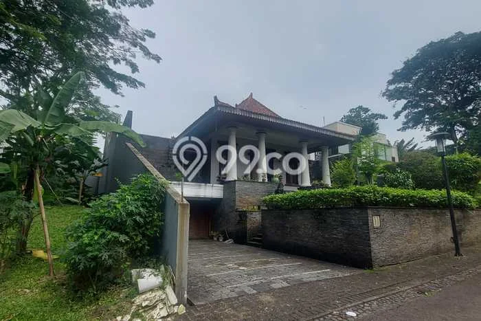 Rumah Mewah Dijual LT 660m2 di Serpong Utara, Tangerang Selatan Rumah Mewah Dijual LT 660m2 di Serpong Utara, Tangerang Selatan