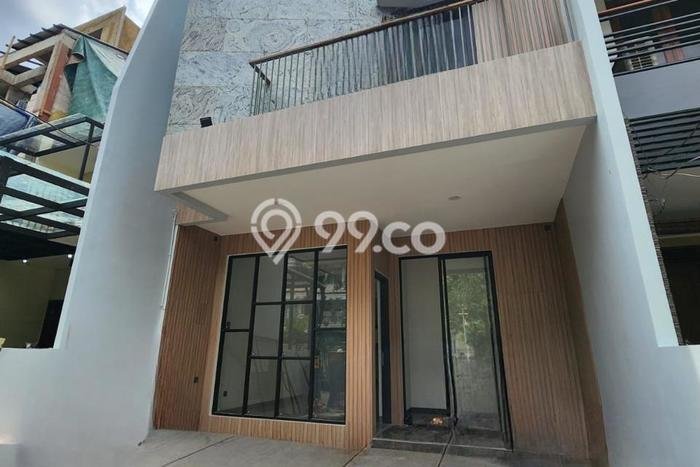 Jual Rumah Luas Megah Dengan View Eksklusif di Pondok Indah, Jakarta Selatan Jual Rumah Luas Megah Dengan View Eksklusif di Pondok Indah, Jakarta Selatan
