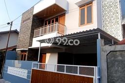 Rumah Strategis 4 Kamar Tidur dan 2 Kamar Mandi di Lokasi Strategis Umbulharjo, Yogyakarta Rumah Strategis 4 Kamar Tidur dan 2 Kamar Mandi di Lokasi Strategis Umbulharjo, Yogyakarta