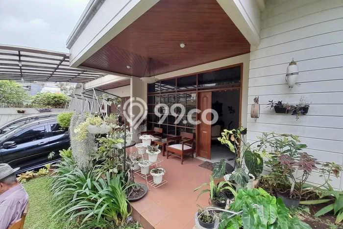 Rumah Elit Modern Tanpa Renovasi di Setra Sari Bandung Rumah Elit Modern Tanpa Renovasi di Setra Sari Bandung