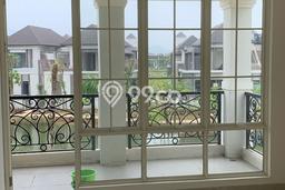 Rumah Mewah LB 214m2 Siap Pakai Desain Elegan di Podomoro Park Bandung, Bandung Rumah Mewah LB 214m2 Siap Pakai Desain Elegan di Podomoro Park Bandung, Bandung