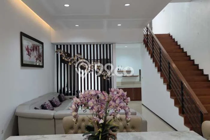 Rumah Elit Modern Tanpa Renovasi di Singgasana Bandung Rumah Elit Modern Tanpa Renovasi di Singgasana Bandung