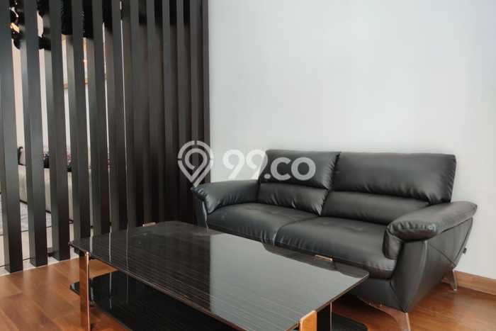 Rumah Elit Modern Tanpa Renovasi di Singgasana Bandung Rumah Elit Modern Tanpa Renovasi di Singgasana Bandung