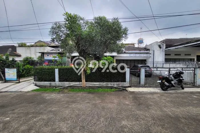 For Sale! Luxury House LT 309m2 Desain Modern di Pasteur For Sale! Luxury House LT 309m2 Desain Modern di Pasteur