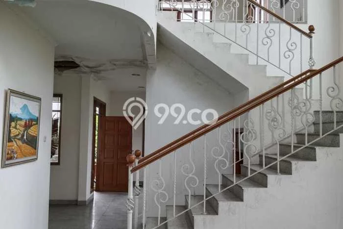 Rumah Elit Modern Tanpa Renovasi di Resor Dago Pakar Bandung Rumah Elit Modern Tanpa Renovasi di Resor Dago Pakar Bandung