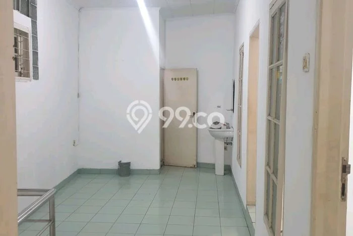 SPECIAL LISTING! Rumah di Turangga, 3 KM, Dekat Fasilitas, Luas 100m² Bangunan 120m² SPECIAL LISTING! Rumah di Turangga, 3 KM, Dekat Fasilitas, Luas 100m² Bangunan 120m²