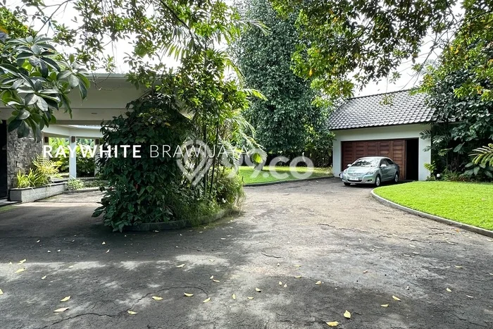 Rumah Eksklusif Dijual LT 1952m2 di Cilandak, Jakarta Selatan Rumah Eksklusif Dijual LT 1952m2 di Cilandak, Jakarta Selatan