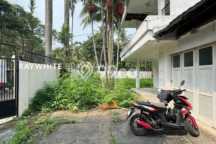 For Sale! Premium House LT 781m2 Desain Elegan di Antasari For Sale! Premium House LT 781m2 Desain Elegan di Antasari