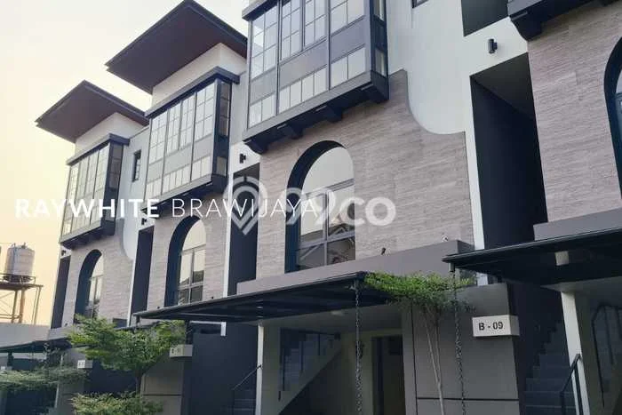 Dijual Rumah Premium dengan Fasilitas Sekitar Komplit di Cilandak, Jakarta Selatan Dijual Rumah Premium dengan Fasilitas Sekitar Komplit di Cilandak, Jakarta Selatan