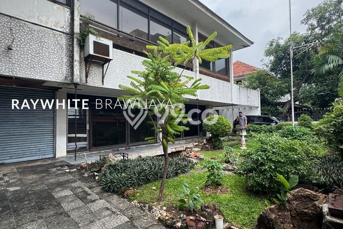 Dijual Hunian Mewah dengan Fasilitas Sekitar Komplit di Menteng, Jakarta Pusat Dijual Hunian Mewah dengan Fasilitas Sekitar Komplit di Menteng, Jakarta Pusat