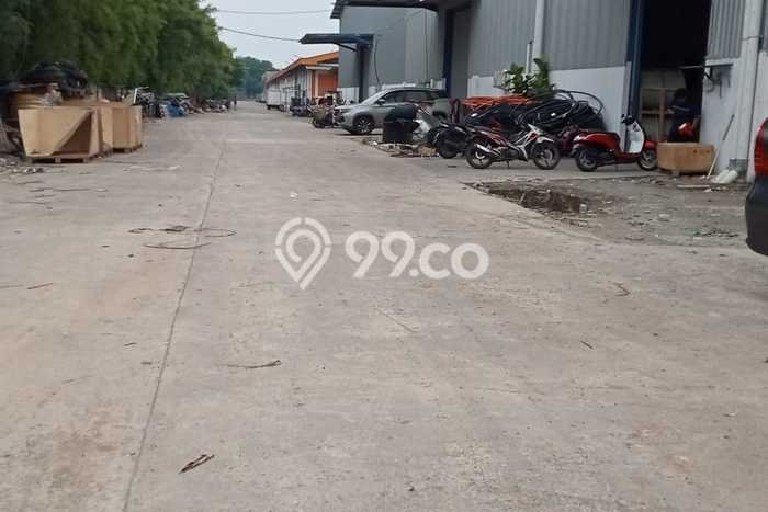 Unit Gudang disewakan di Jati Uwung Tangerang dengan LT 3500m2 / LB 1000m2 Unit Gudang disewakan di Jati Uwung Tangerang dengan LT 3500m2 / LB 1000m2
