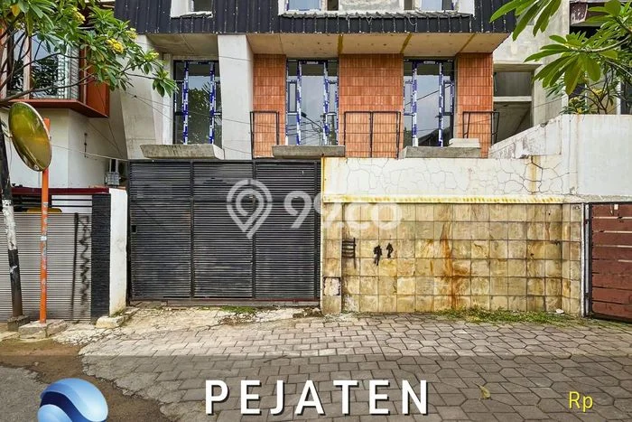 Dijual Segera Rumah Kost di Pejaten, Jakarta Selatan 27 Kamar Dijual Segera Rumah Kost di Pejaten, Jakarta Selatan 27 Kamar